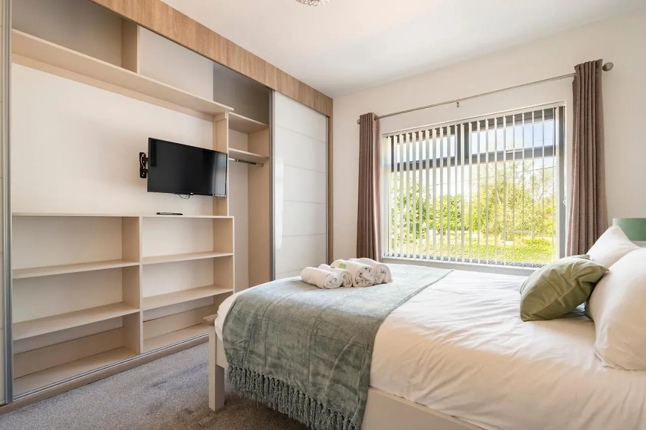 Holiday home Park House - Four Star Luxury With Parking And Wi-Fi Villa Belfast